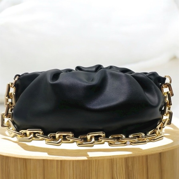 Handbags - Chunky Chain Shoulder/Crossbody Bag